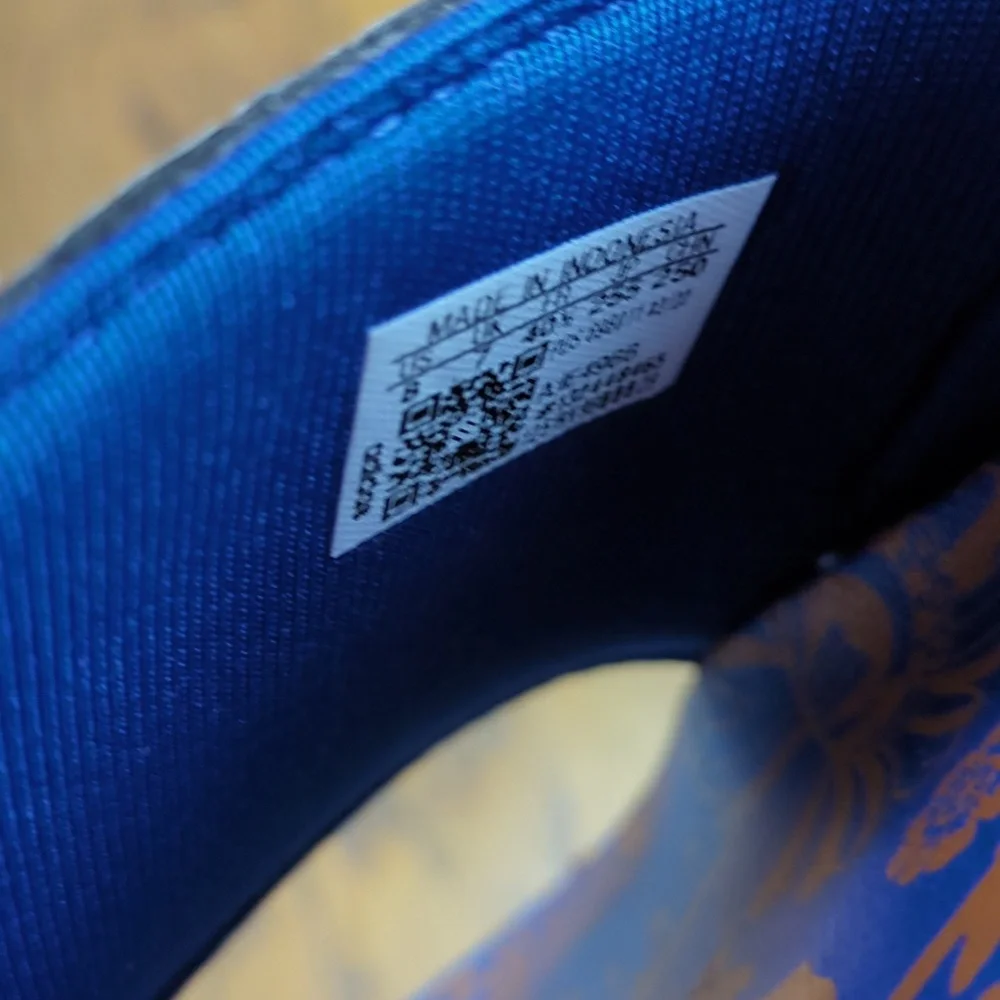 NIB FARM Rio Slide Sandals Adidas Collab Vibrant Blue Floral Women's Size 8